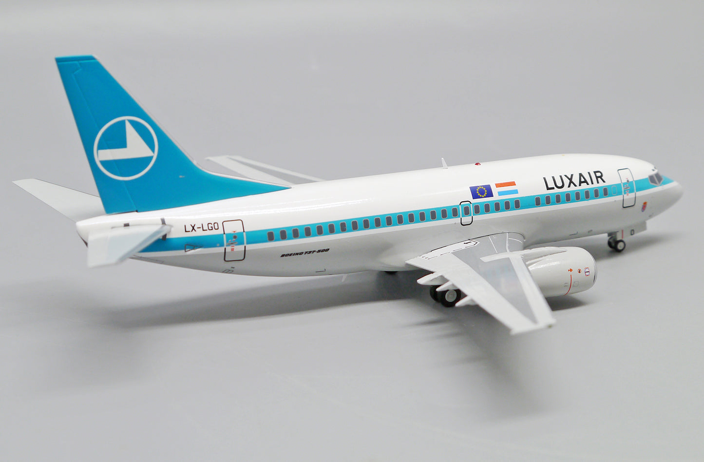 JC WINGS B737-500 LUXAIR REG: LX-LGO