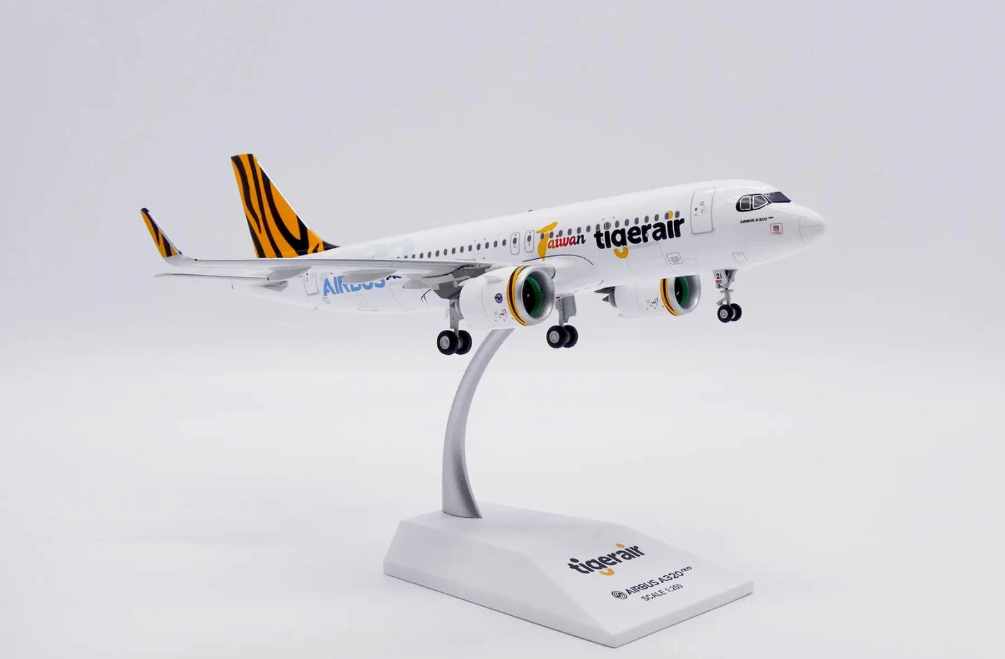 JC WINGS A320NEO TIGERAIR "TAIWAN" REG: B-50021