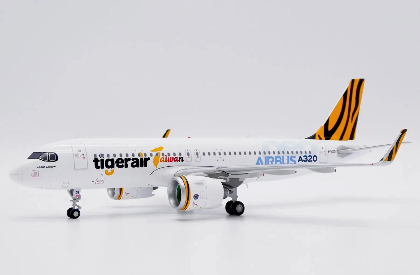 JC WINGS A320NEO TIGERAIR "TAIWAN" REG: B-50021