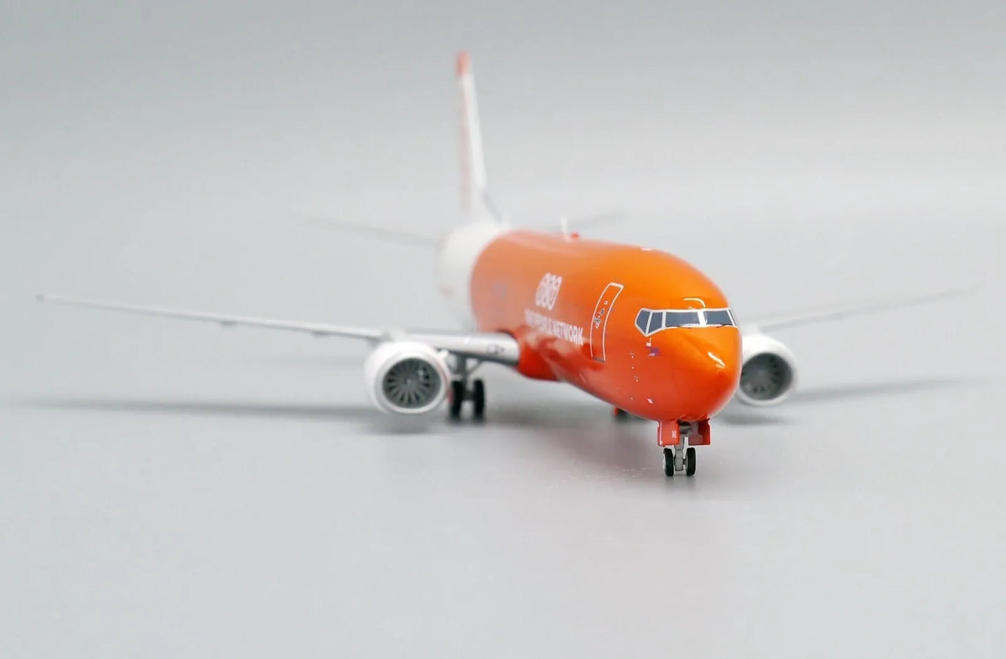 JC WINGS B737-400(SF) TNT (ASL AIRLINES) "THE PEOPLE NETWORK" REG: OE-IAG