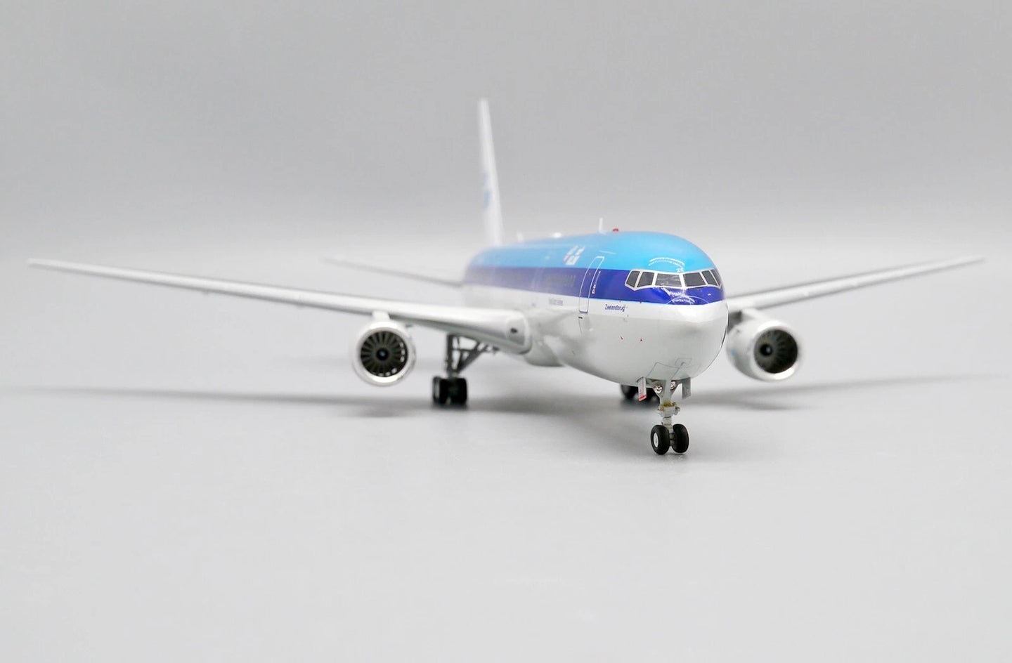 JC WINGS B767-300ER ROYAL DUTCH AIRLINES (KLM) REG: PH-BZK