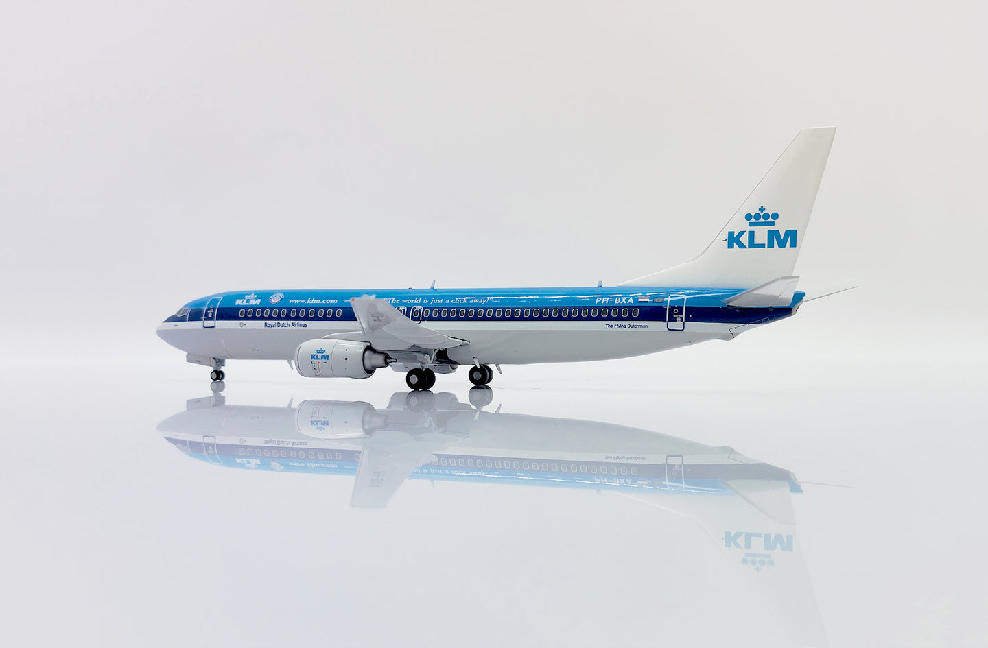 JC WINGS B737-800 ROYAL DUTCH AIRLINES (KLM) "THE WORLD IS JUST A CLICK AWAY" REG: PH-BXA