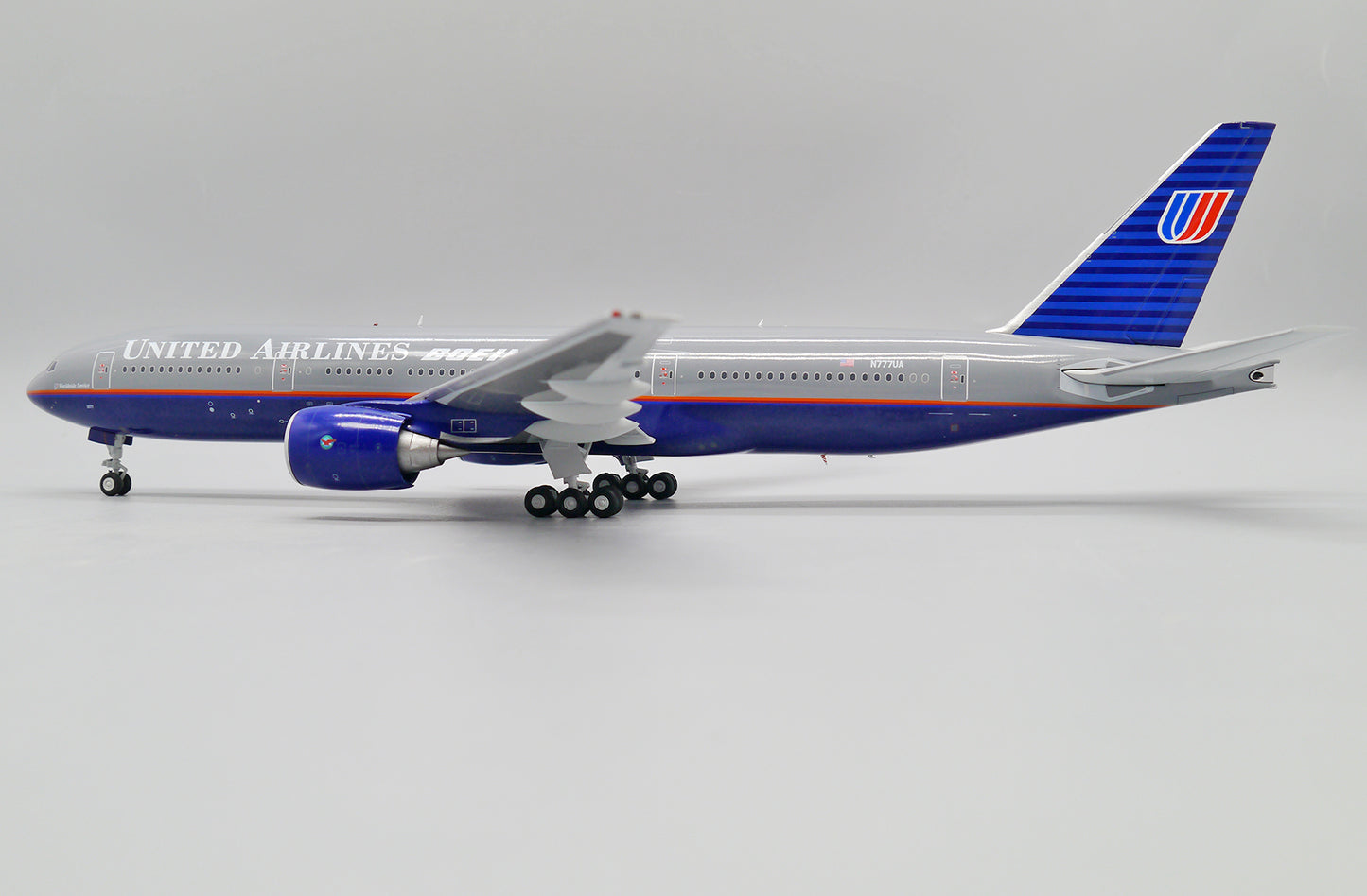 JC WINGS B777-200 UNITED AIRLINES "BATTLESHIP" REG: N777UA