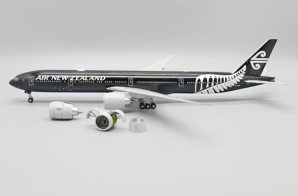 JC WINGS B777-300ER AIR NEW ZEALAND "ALL BLACKS" (ADVANCED ENGINE OPTION) REG: ZK-OKQ