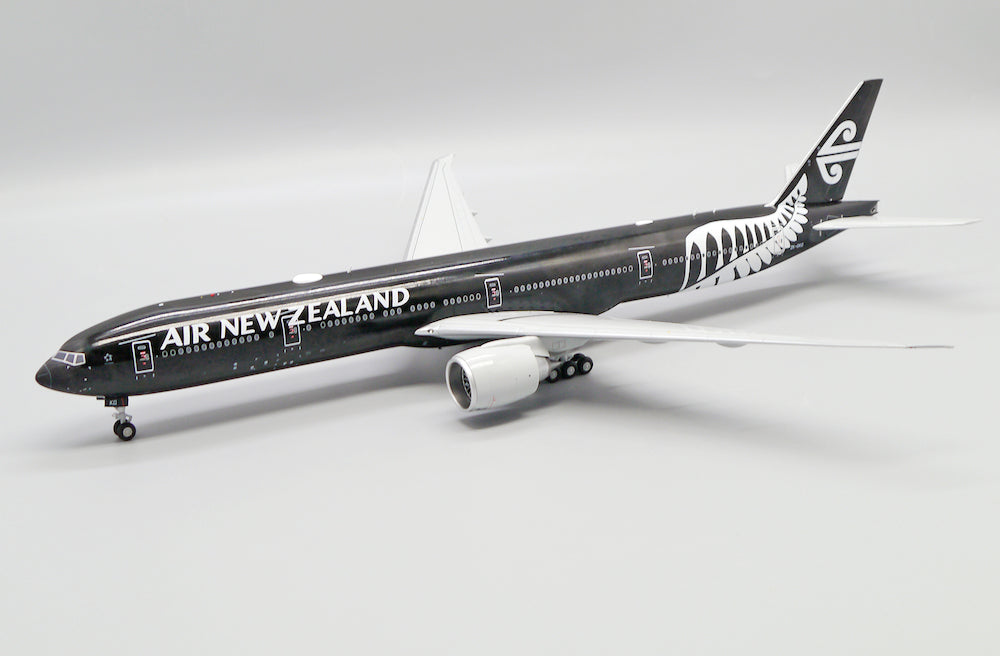 JC WINGS B777-300ER AIR NEW ZEALAND "ALL BLACKS" (ADVANCED ENGINE OPTION) REG: ZK-OKQ