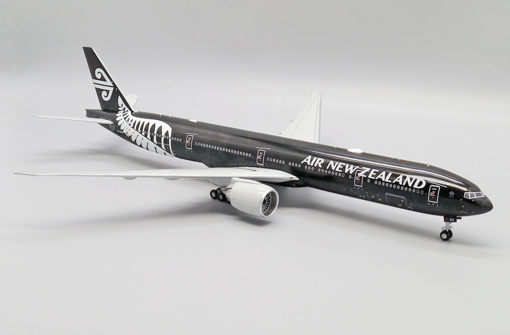 JC WINGS B777-300ER AIR NEW ZEALAND "ALL BLACKS" (ADVANCED ENGINE OPTION) REG: ZK-OKQ