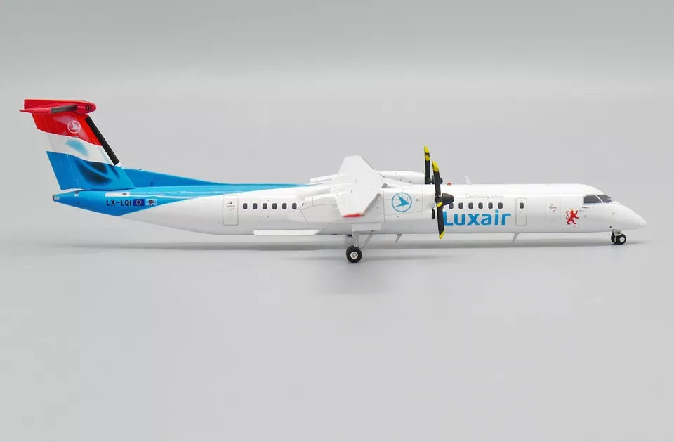 JC WINGS DASH 8-Q400 LUXAIR REG: LX-LQI