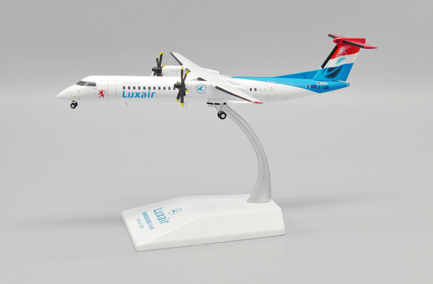JC WINGS DASH 8-Q400 LUXAIR REG: LX-LQB