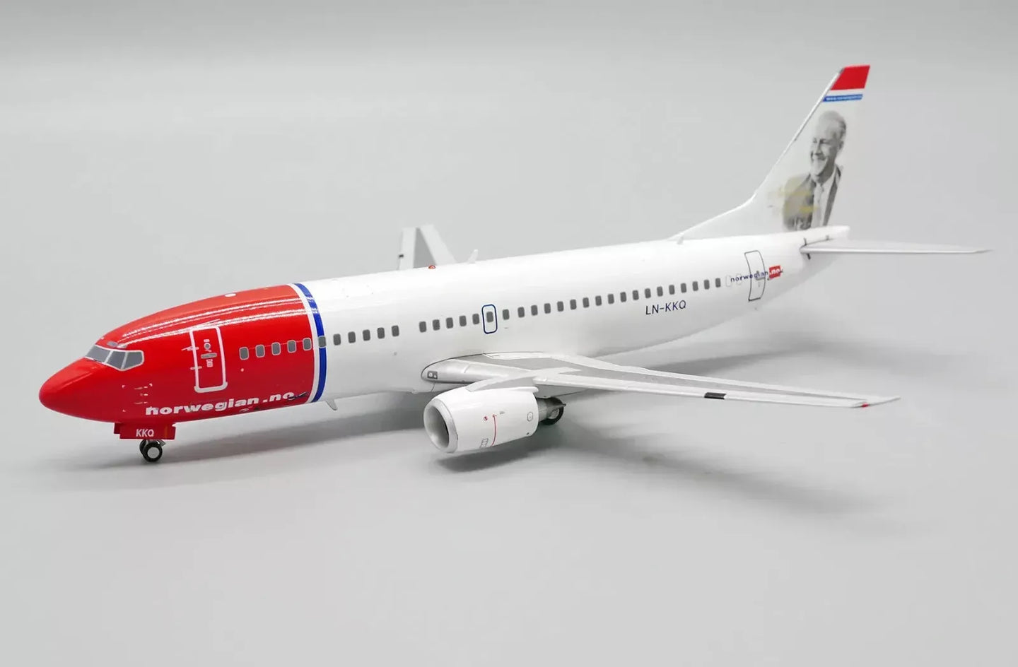 JC WINGS B737-300 NORWEGIAN AIR SHUTTLE "REAL NORWEGIAN" REG: LN-KKQ