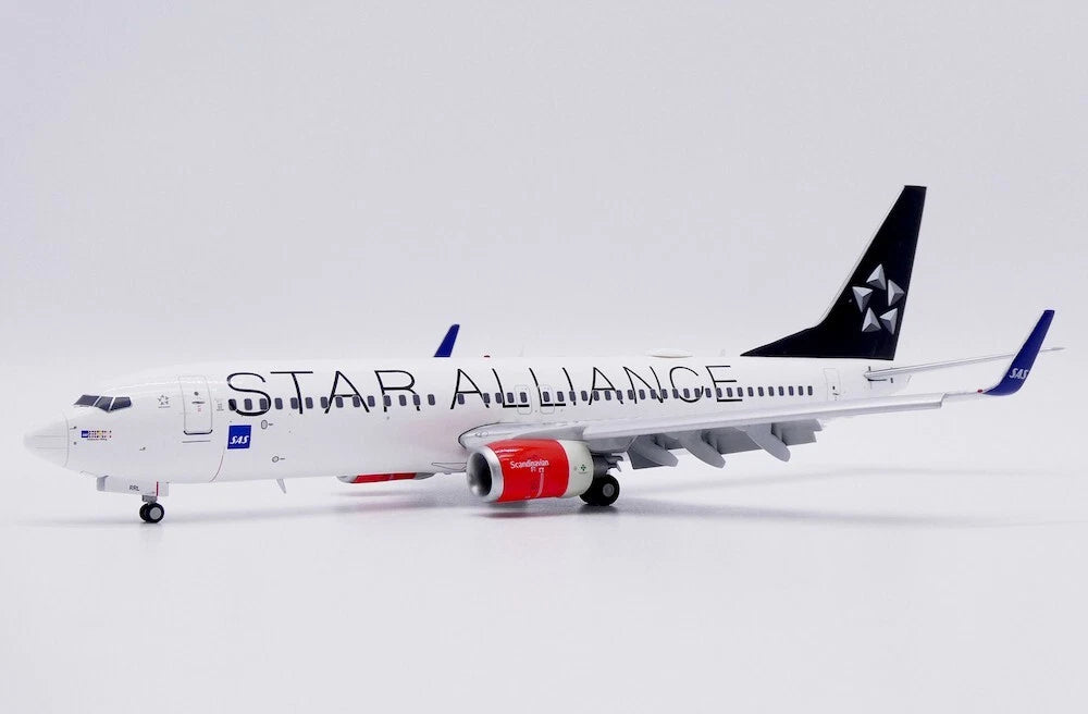 JC WINGS B737-800 SAS SCANDINAVIAN AIRLINES "STAR ALLIANCE" "FLAPS DOWN" REG: LN-RRL