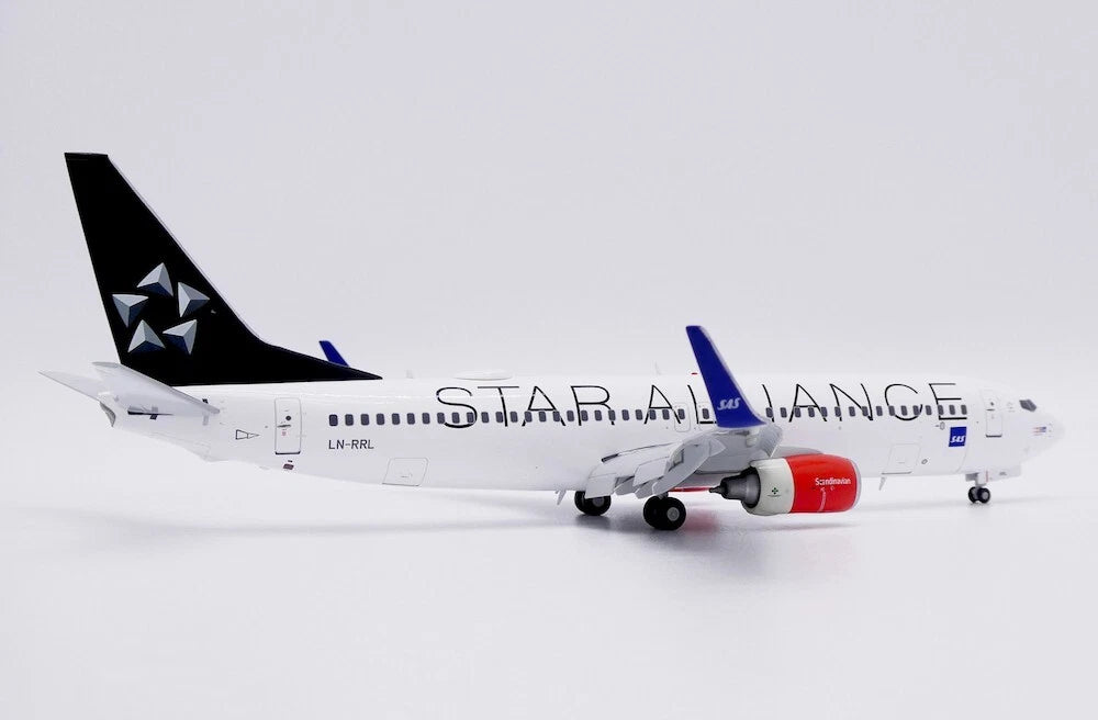 JC WINGS B737-800 SAS SCANDINAVIAN AIRLINES "STAR ALLIANCE" "FLAPS DOWN" REG: LN-RRL