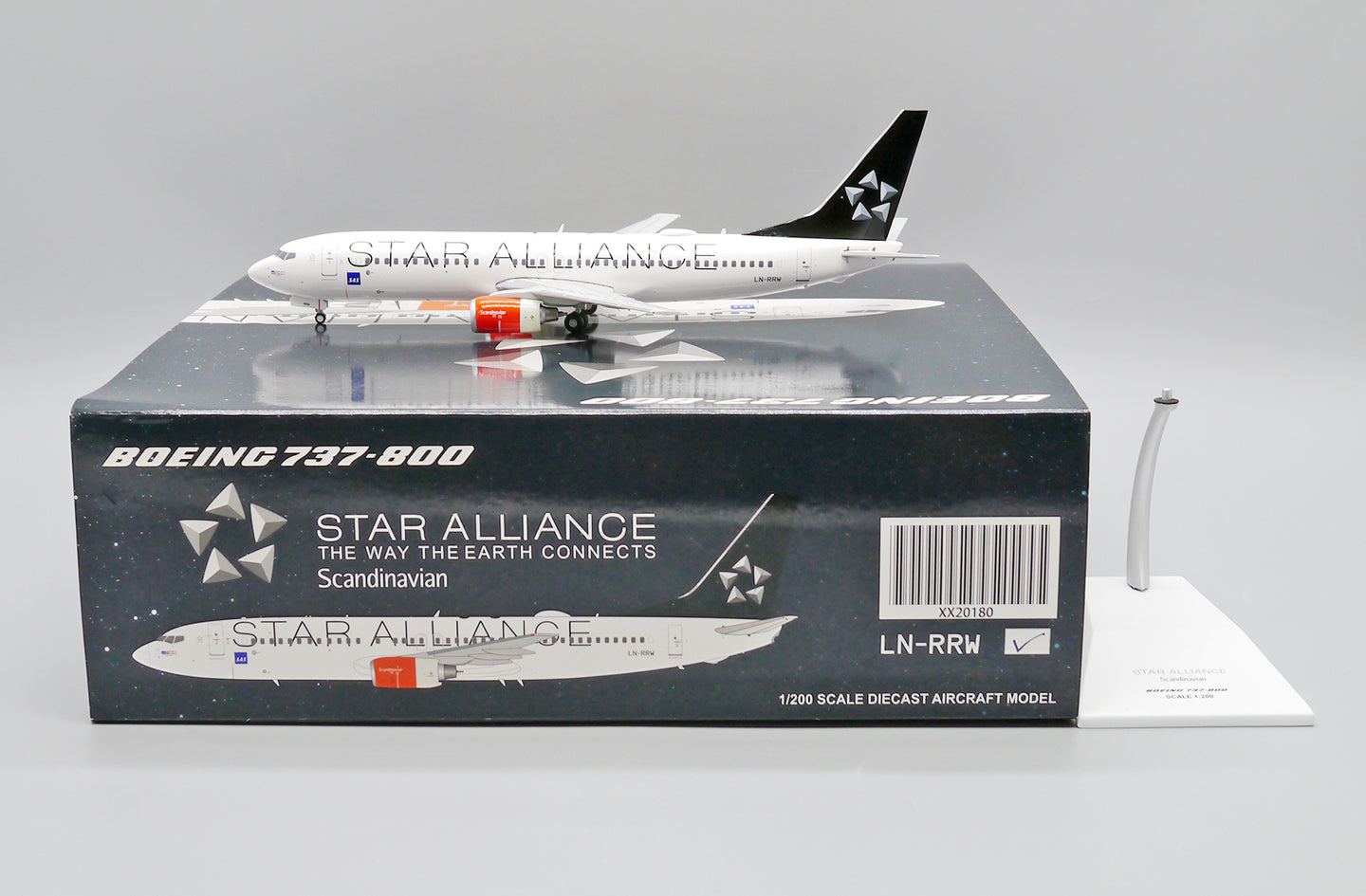 JC WINGS B737-800 SCANDINAVIAN AIRLINES (SAS) "STAR ALLIANCE" REG: LN-RRW