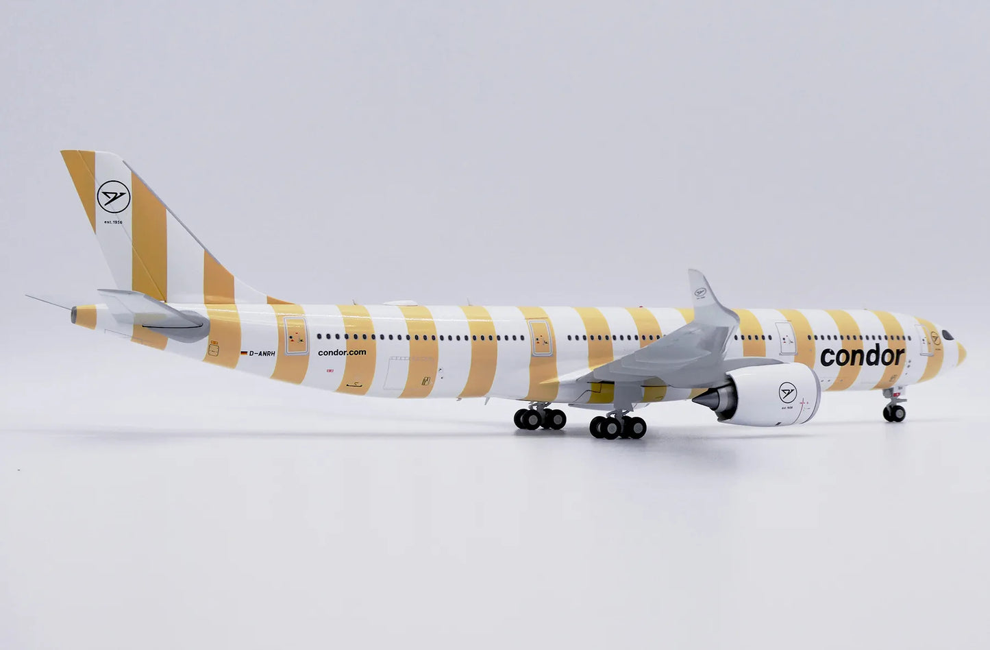 JC WINGS A330-900NEO CONDOR "CONDOR BEACH" REG: D-ANRH