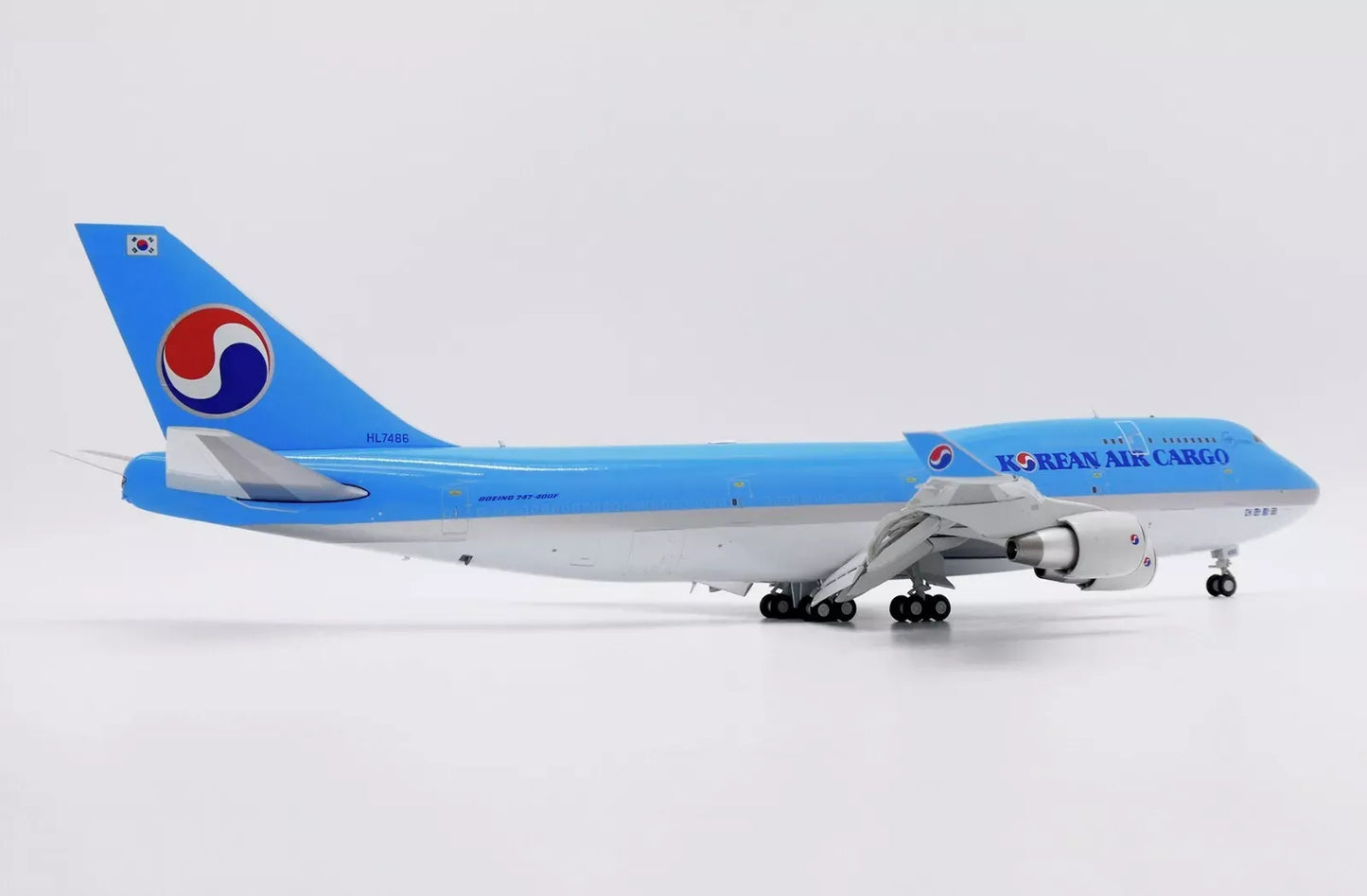 JC WINGS B747-400BCF KOREAN AIR CARGO REG: HL7486