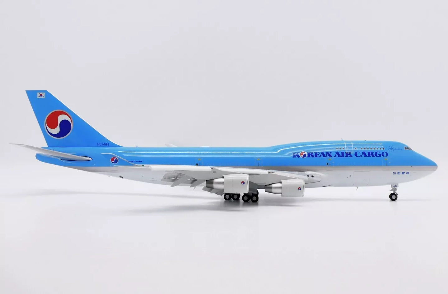 JC WINGS B747-400BCF KOREAN AIR CARGO REG: HL7486