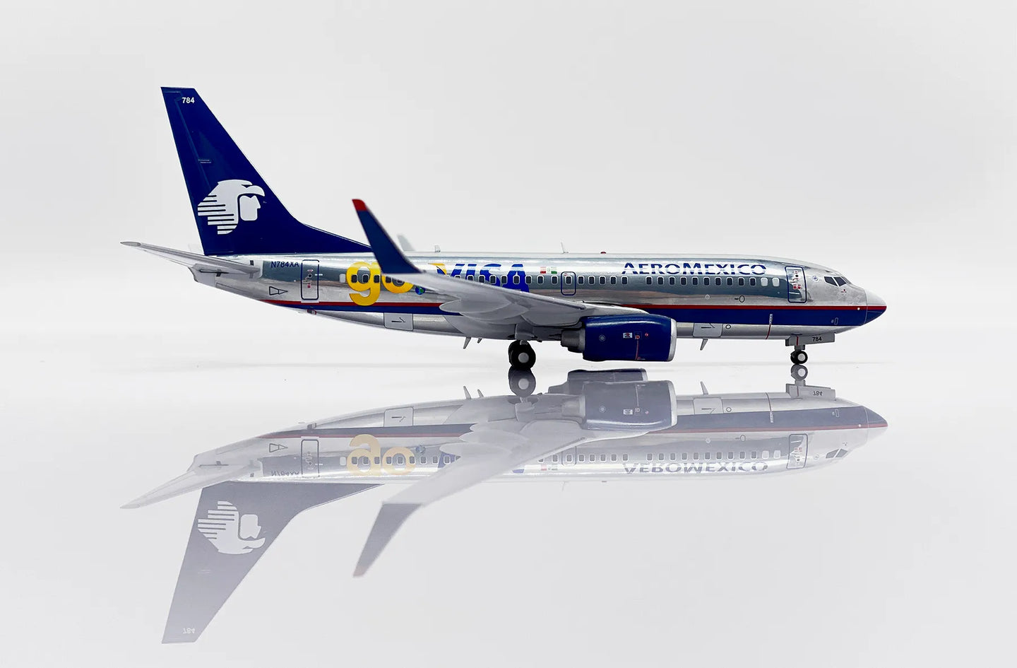 JC WINGS B737-700 AEROMEXICO "GO VISA" (POLISHED) REG: N784XA