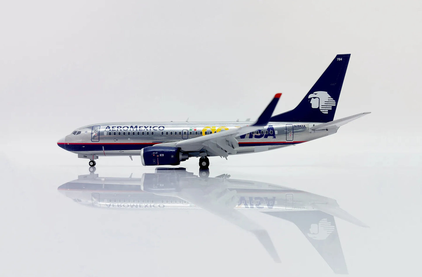 JC WINGS B737-700 AEROMEXICO "GO VISA" (POLISHED) (FLAPS DOWN) REG: N784XA