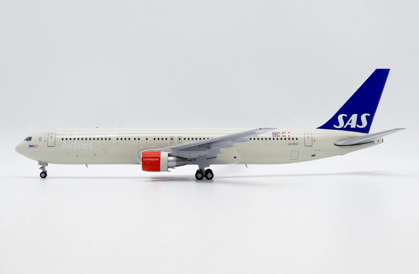 JCWINGS B767-300ER SCANDINAVIAN AIRLINES (SAS) REG: LN-RCG