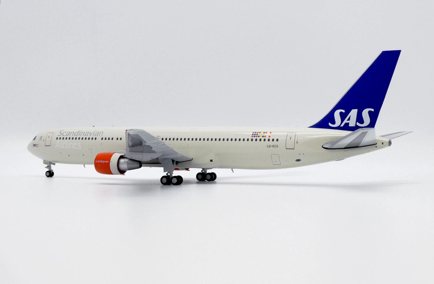 JCWINGS B767-300ER SCANDINAVIAN AIRLINES (SAS) REG: LN-RCG