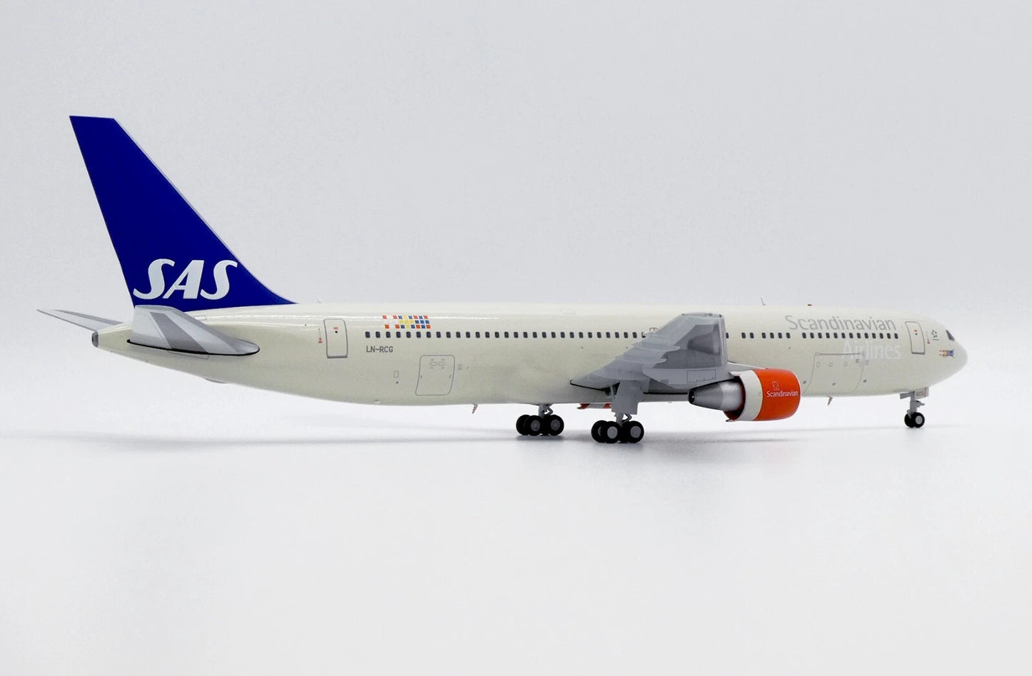 JCWINGS B767-300ER SCANDINAVIAN AIRLINES (SAS) REG: LN-RCG