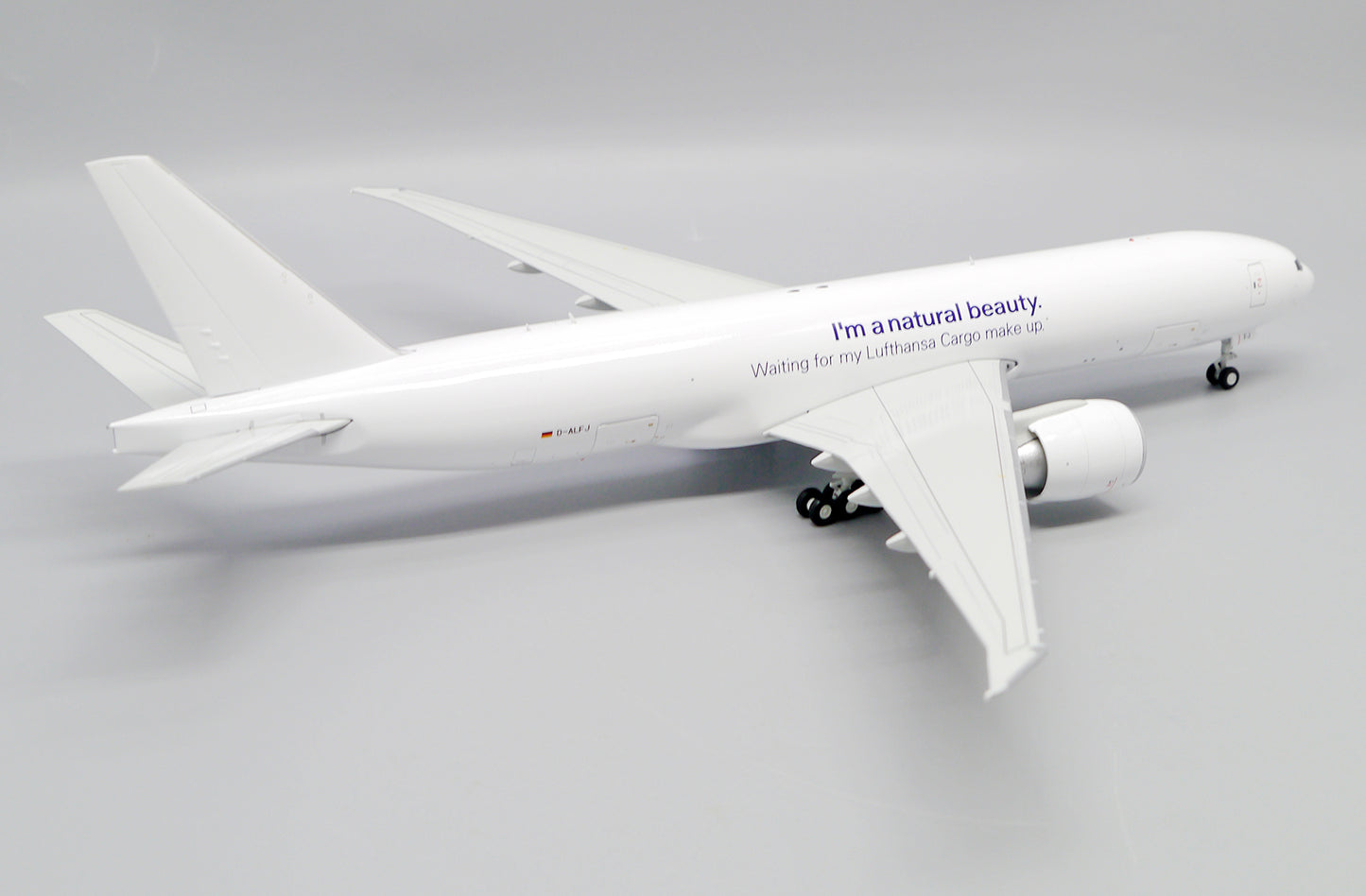 JCWINGS B777-200LRF LUFTHANSA CARGO NATURAL BEAUTY INTERACTIVE REG: D-ALFJ