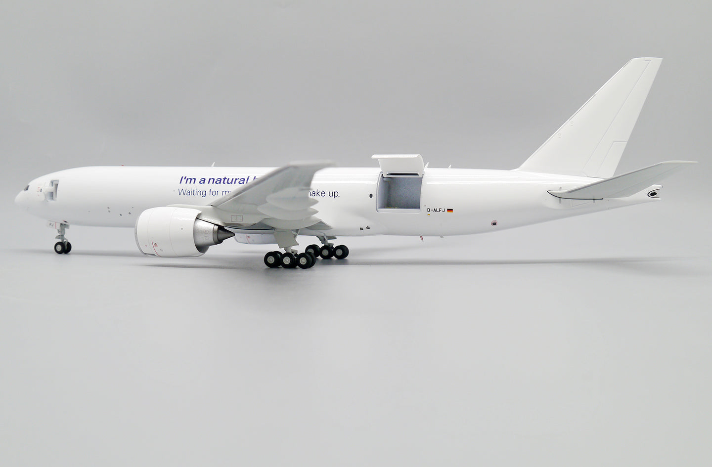 JCWINGS B777-200LRF LUFTHANSA CARGO NATURAL BEAUTY INTERACTIVE REG: D-ALFJ