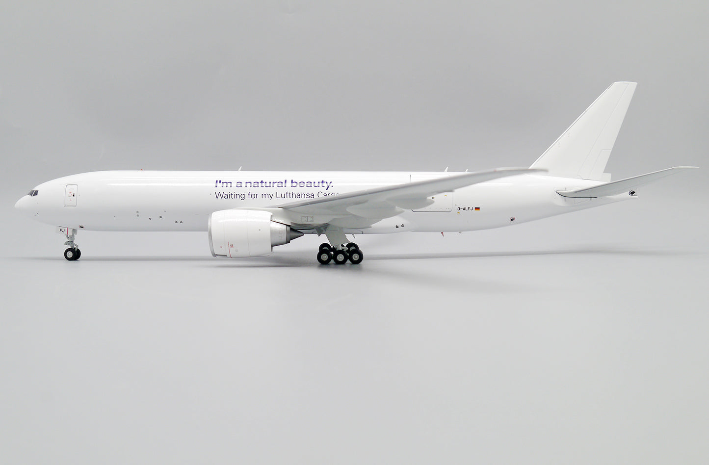 JCWINGS B777-200LRF LUFTHANSA CARGO NATURAL BEAUTY INTERACTIVE REG: D-ALFJ