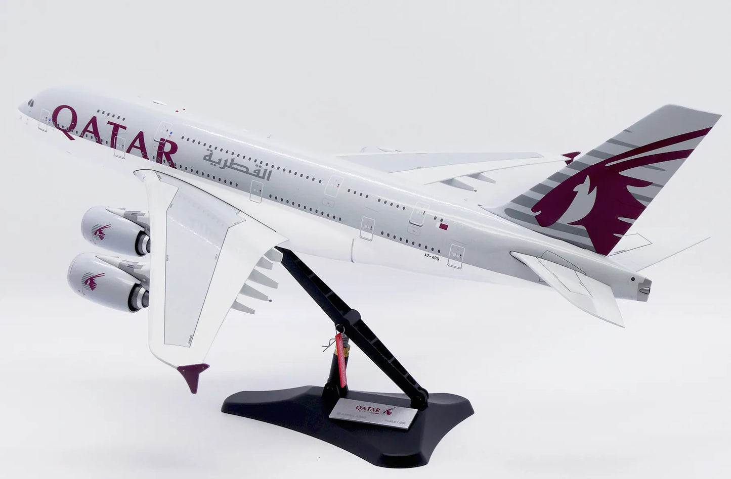 JC WINGS A380 QATAR AIRWAYS REG: A7-APG