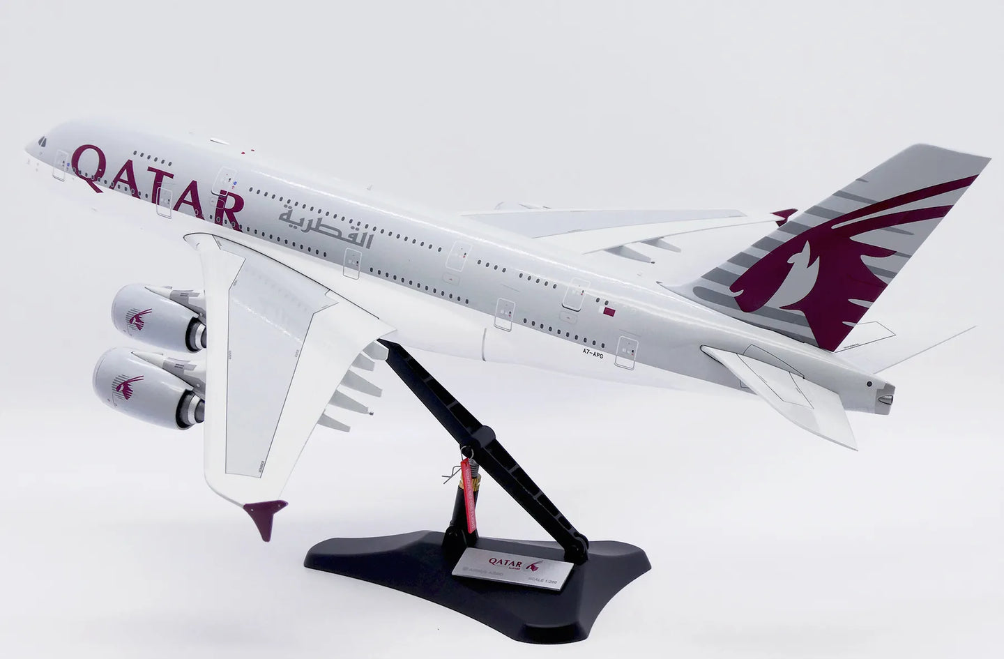 JC WINGS A380 QATAR AIRWAYS REG: A7-APG