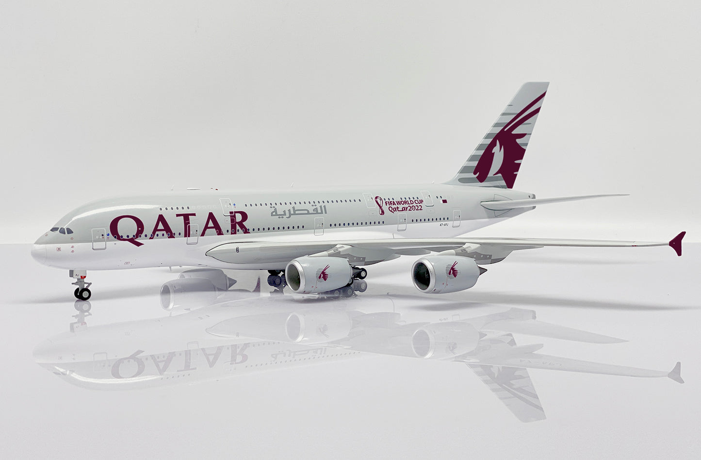 JC WINGS A380 QATAR AIRWAYS "WORLD CUP 2022" REG: A7-APJ