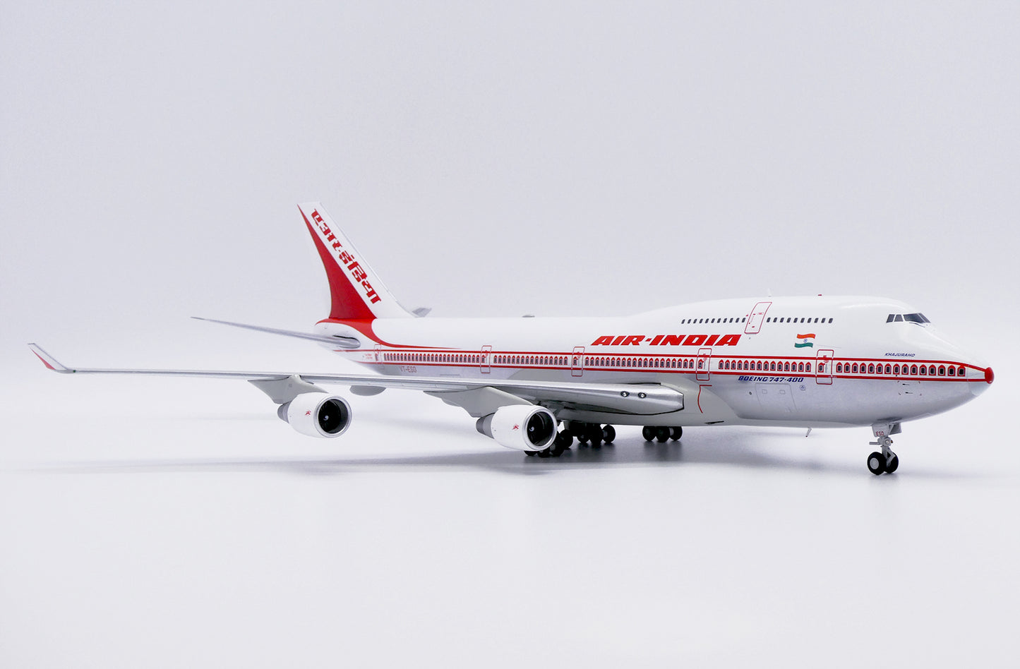 JC WINGS B747-400 AIR INDIA (POLISHED) REG: VT-ESO