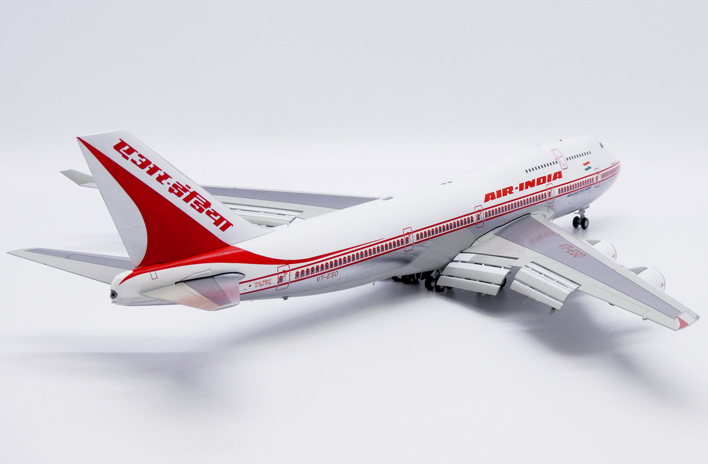 JC WINGS B747-400 AIR INDIA (POLISHED) (FLAPS DOWN) REG: VT-ESO