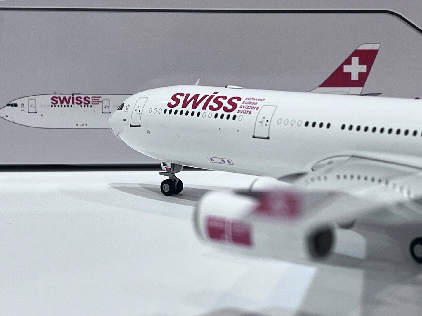 JC WINGS A340-300 SWISS INTERNATIONAL AIRLINES REG: HB-JML