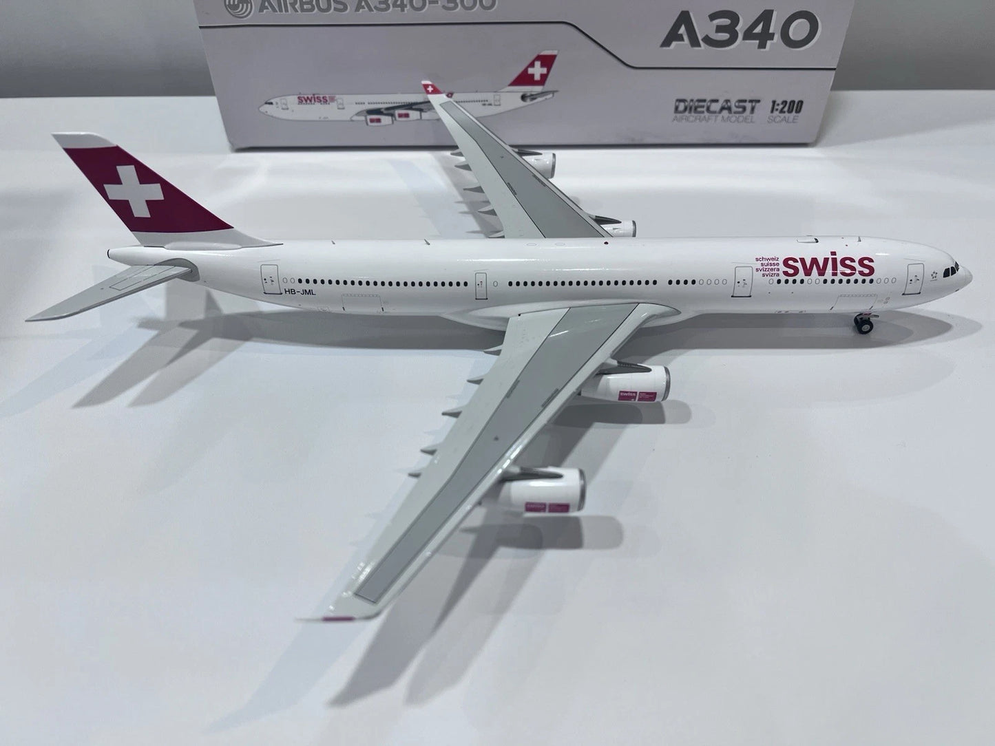JC WINGS A340-300 SWISS INTERNATIONAL AIRLINES REG: HB-JML