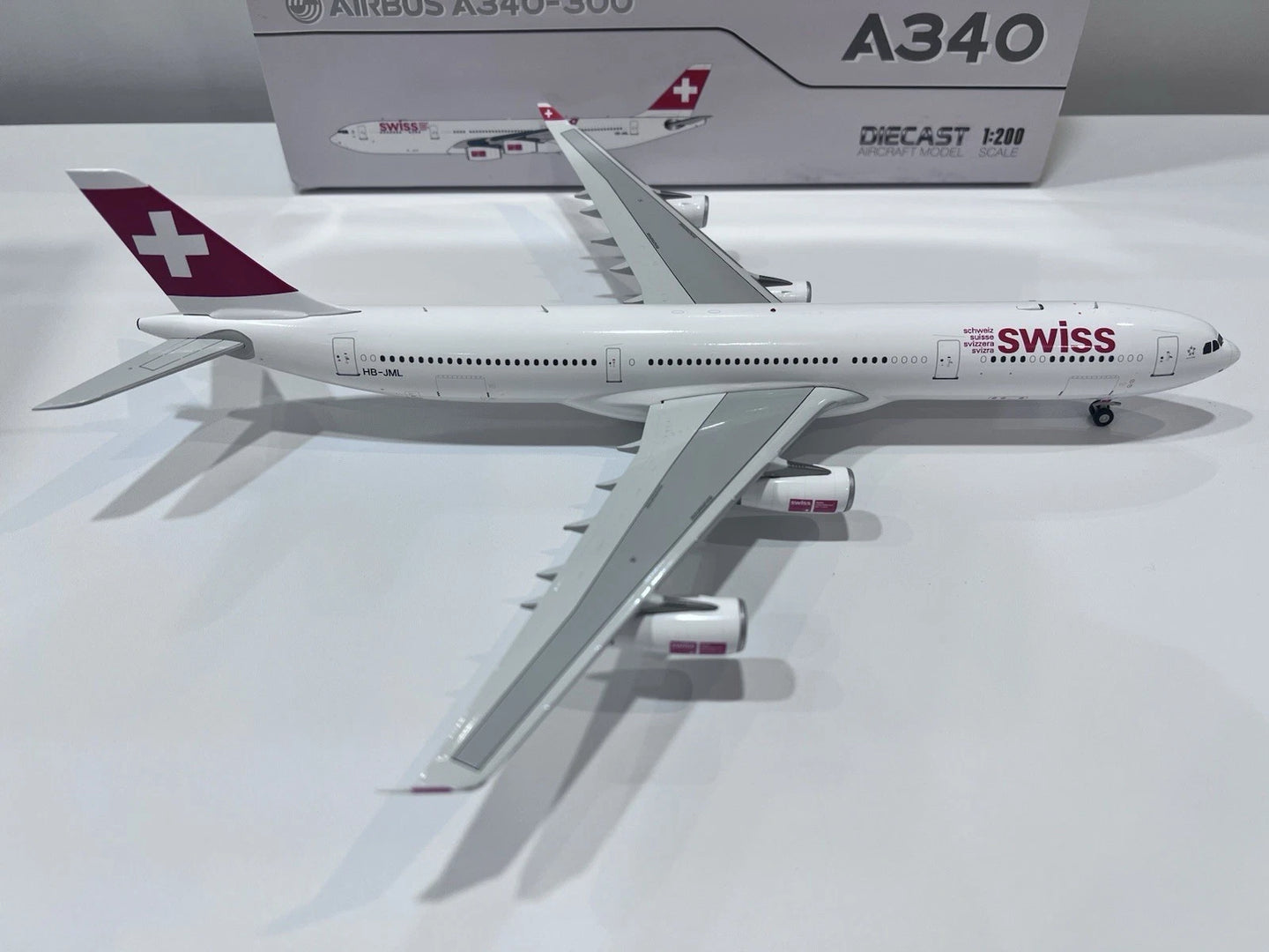 JC WINGS A340-300 SWISS INTERNATIONAL AIRLINES REG: HB-JML