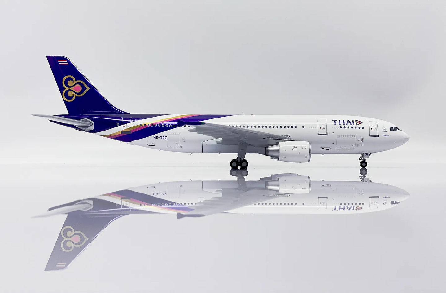 JC WINGS A300-600R THAI AIRWAYS "LAST FLIGHT" REG: HS-TAZ