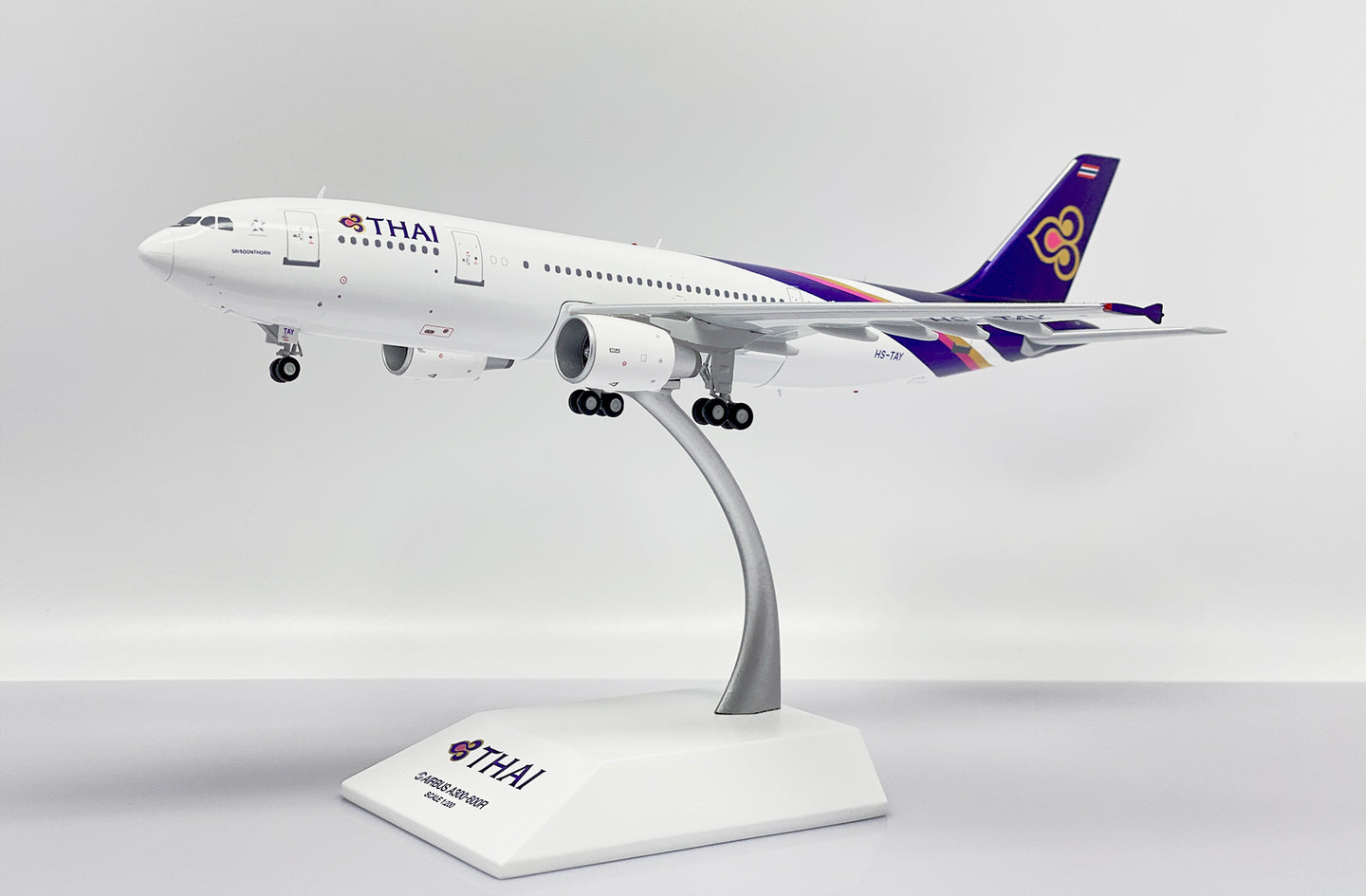 JC WINGS A300-600R THAI AIRWAYS REG: HS-TAY