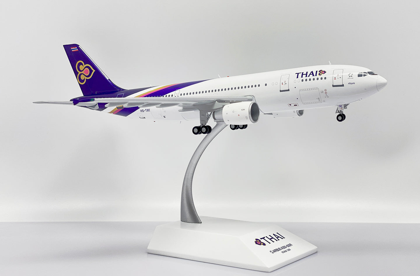 JC WINGS A300-600R THAI AIRWAYS REG: HS-TAY