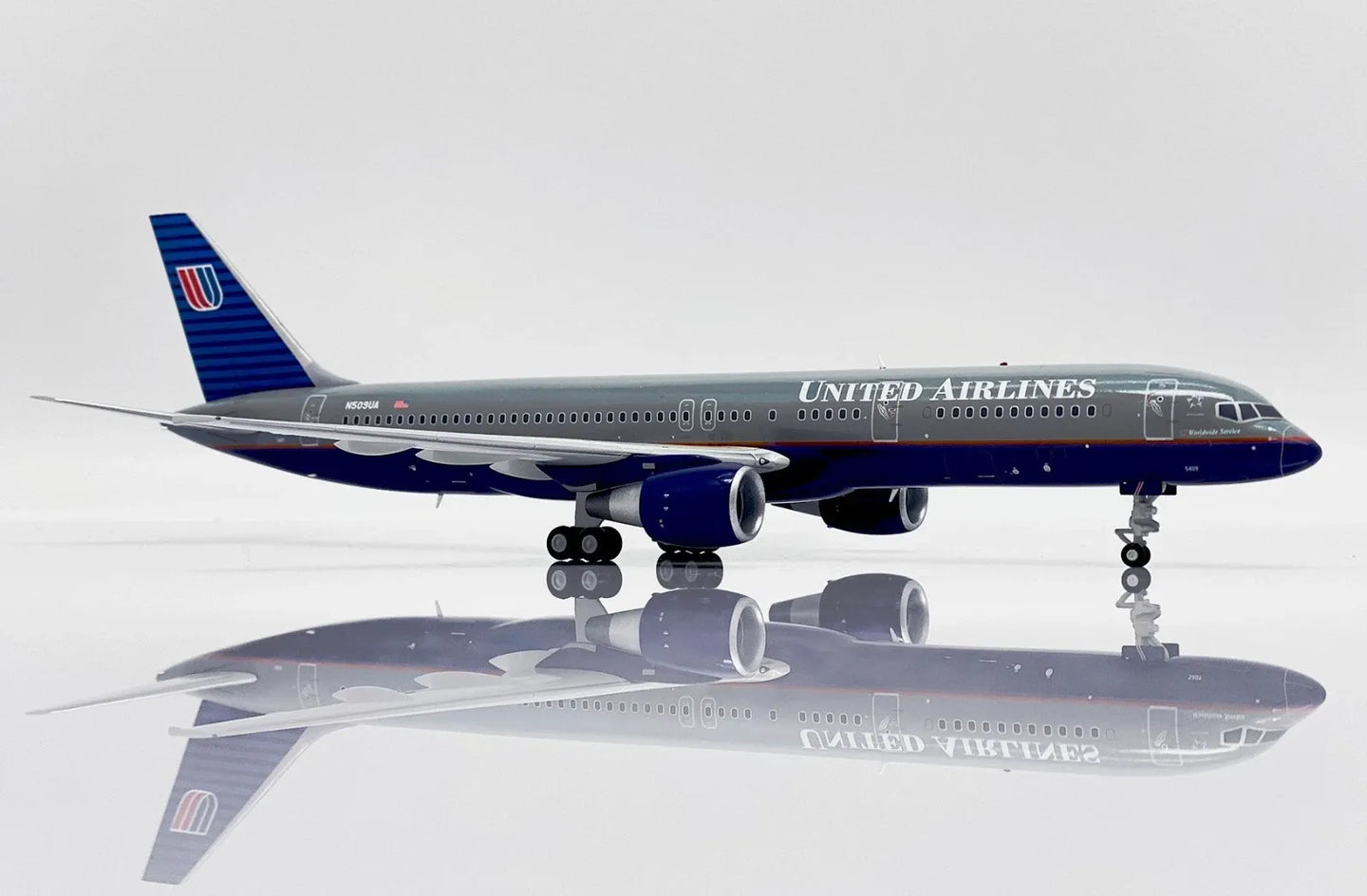 JC WINGS B757-200 UNITED AIRLINES "BATTLESHIP" REG: N509UA