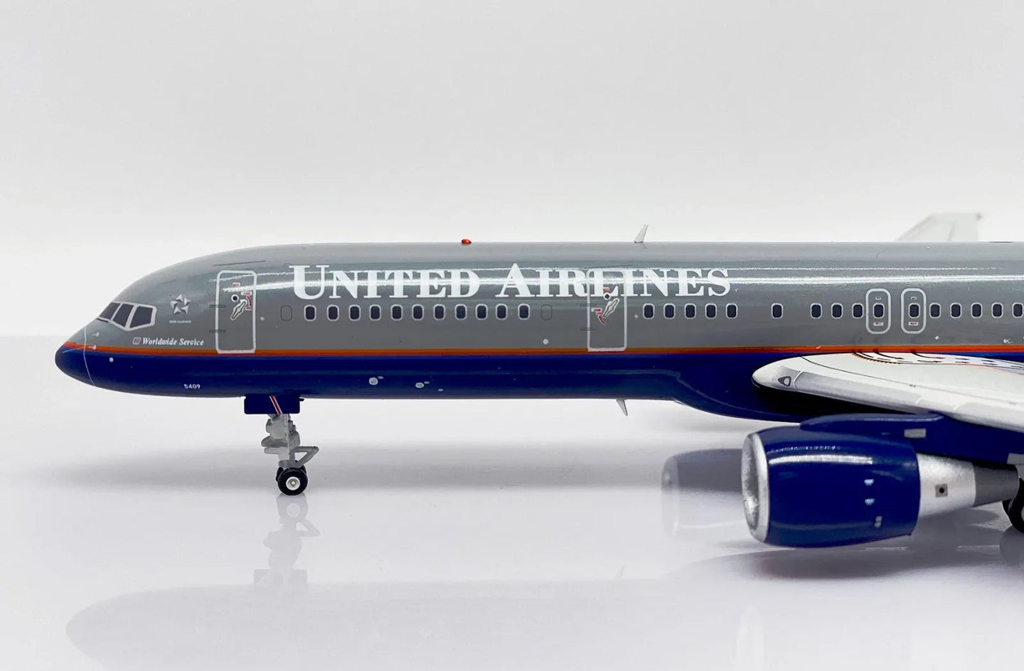 JC WINGS B757-200 UNITED AIRLINES "BATTLESHIP" REG: N509UA