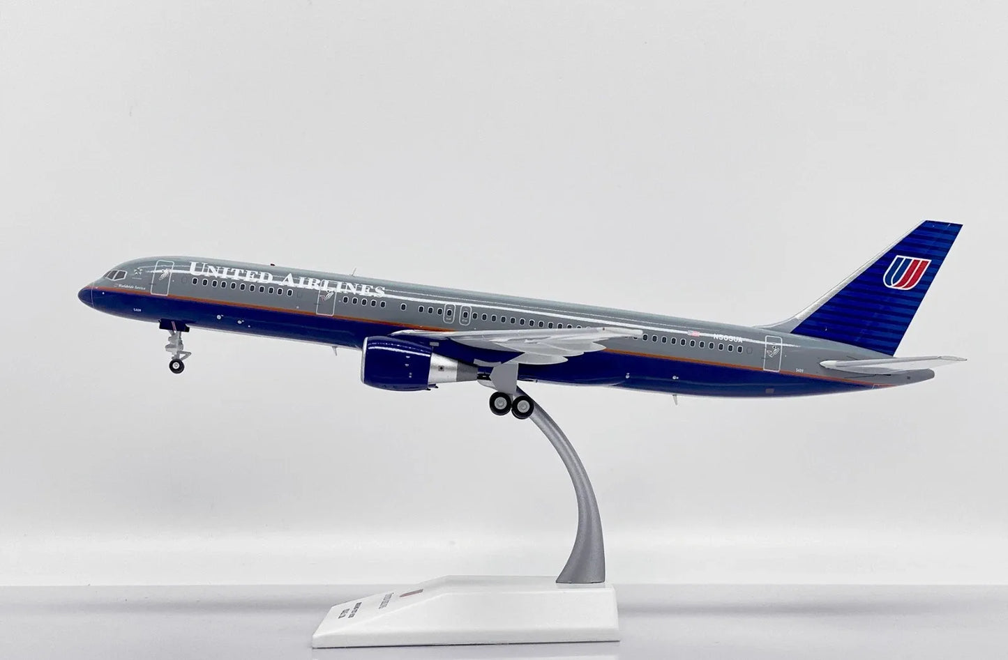JC WINGS B757-200 UNITED AIRLINES "BATTLESHIP" REG: N509UA