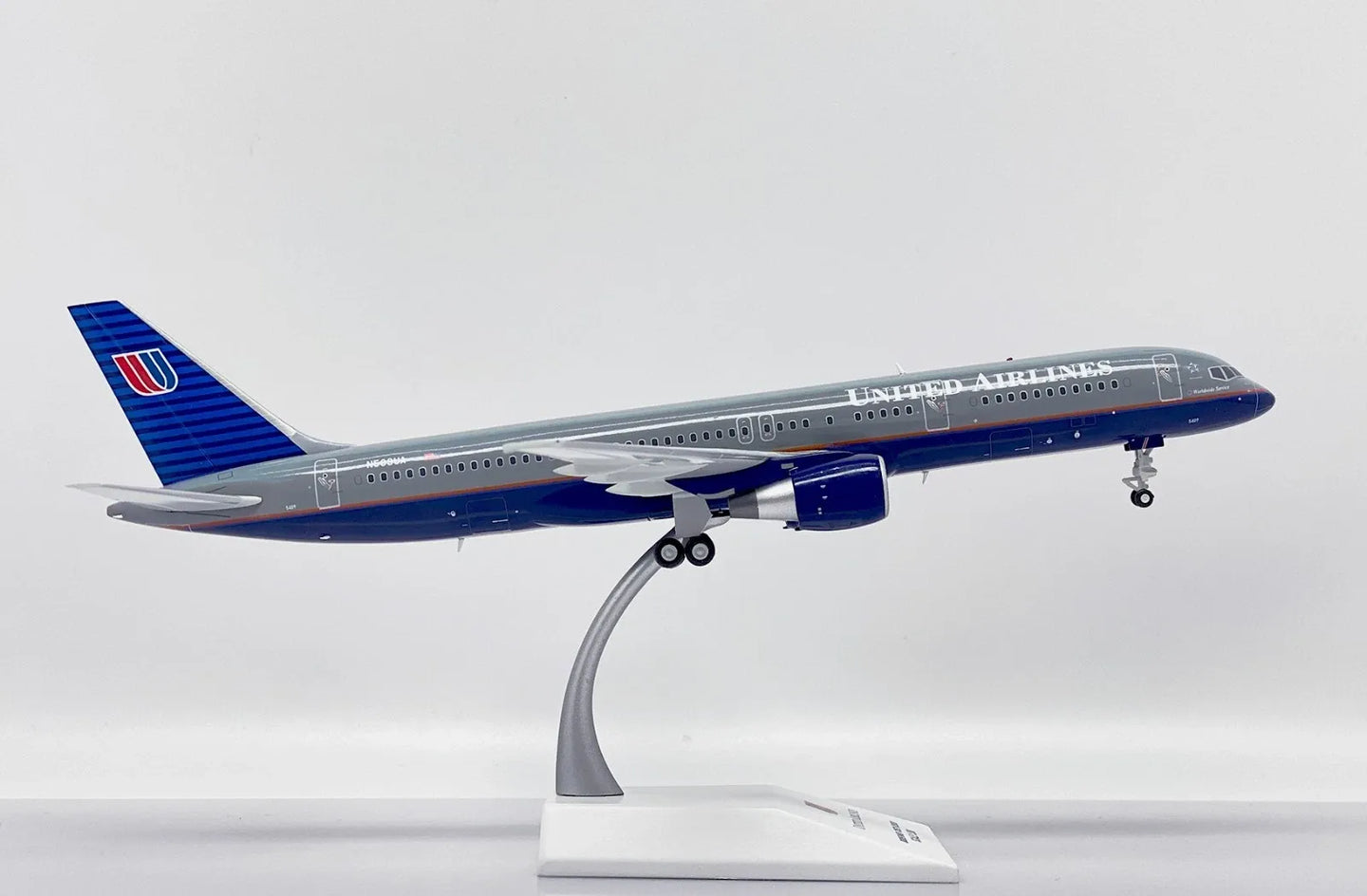 JC WINGS B757-200 UNITED AIRLINES "BATTLESHIP" REG: N509UA