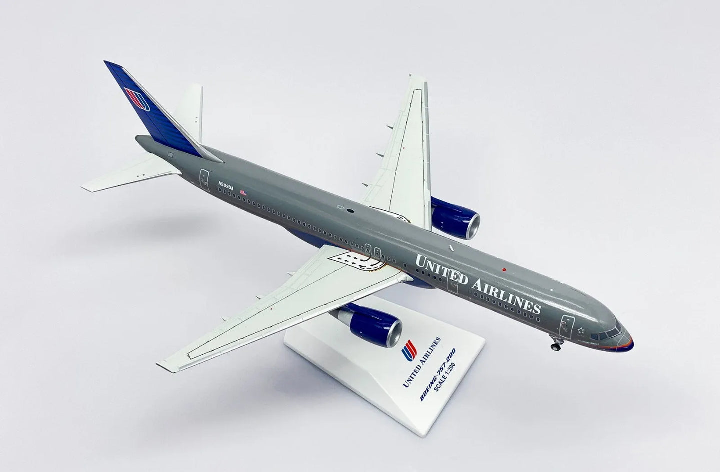 JC WINGS B757-200 UNITED AIRLINES "BATTLESHIP" REG: N509UA