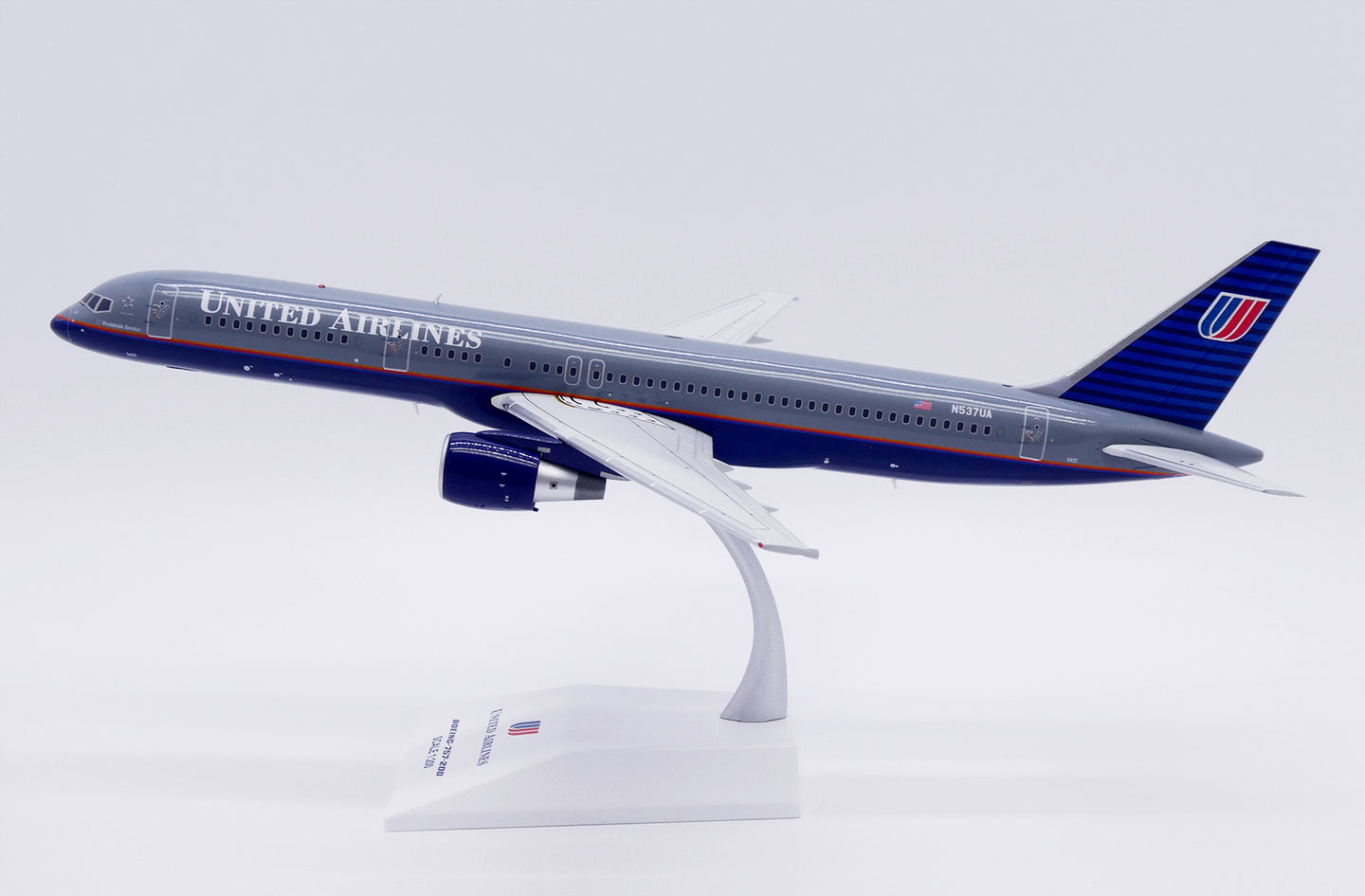 JC WINGS  B757-200 UNITED AIRLINES "BATTLESHIP" REG: N537UA