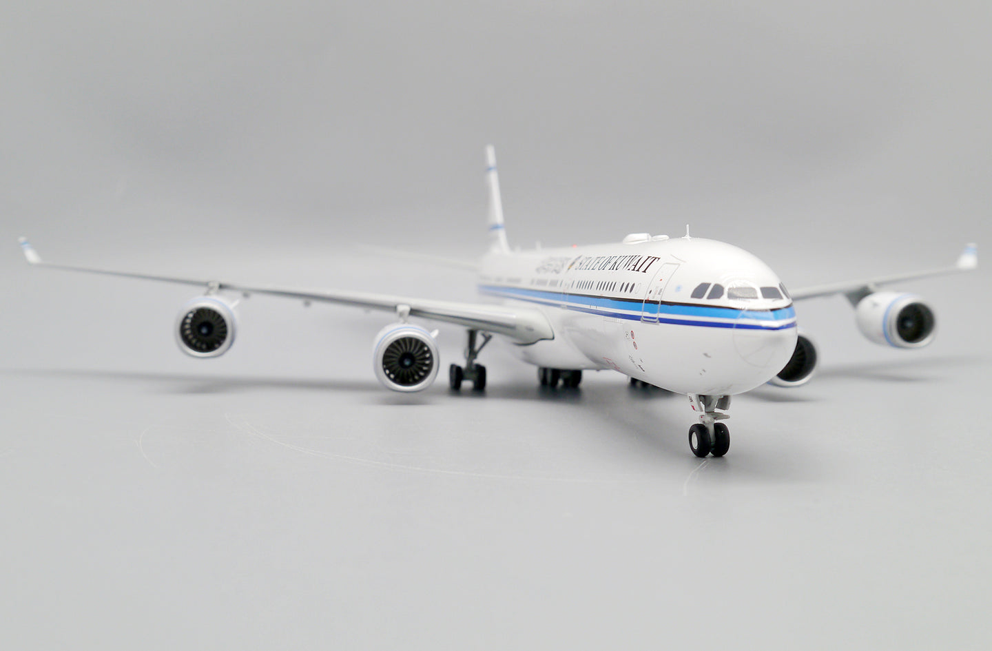 JCWINGS A340-500 KUWAIT GOVERNMENT REG: 9K-GBA