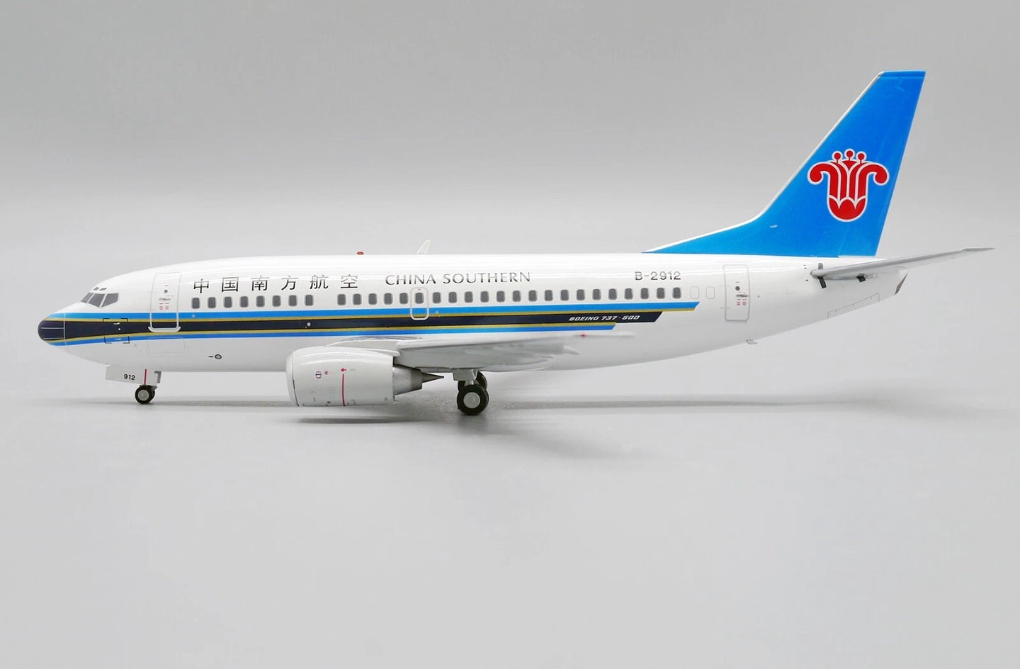 JC WINGS B737-500 CHINA SOUTHERN AIRLINES REG: B-2912