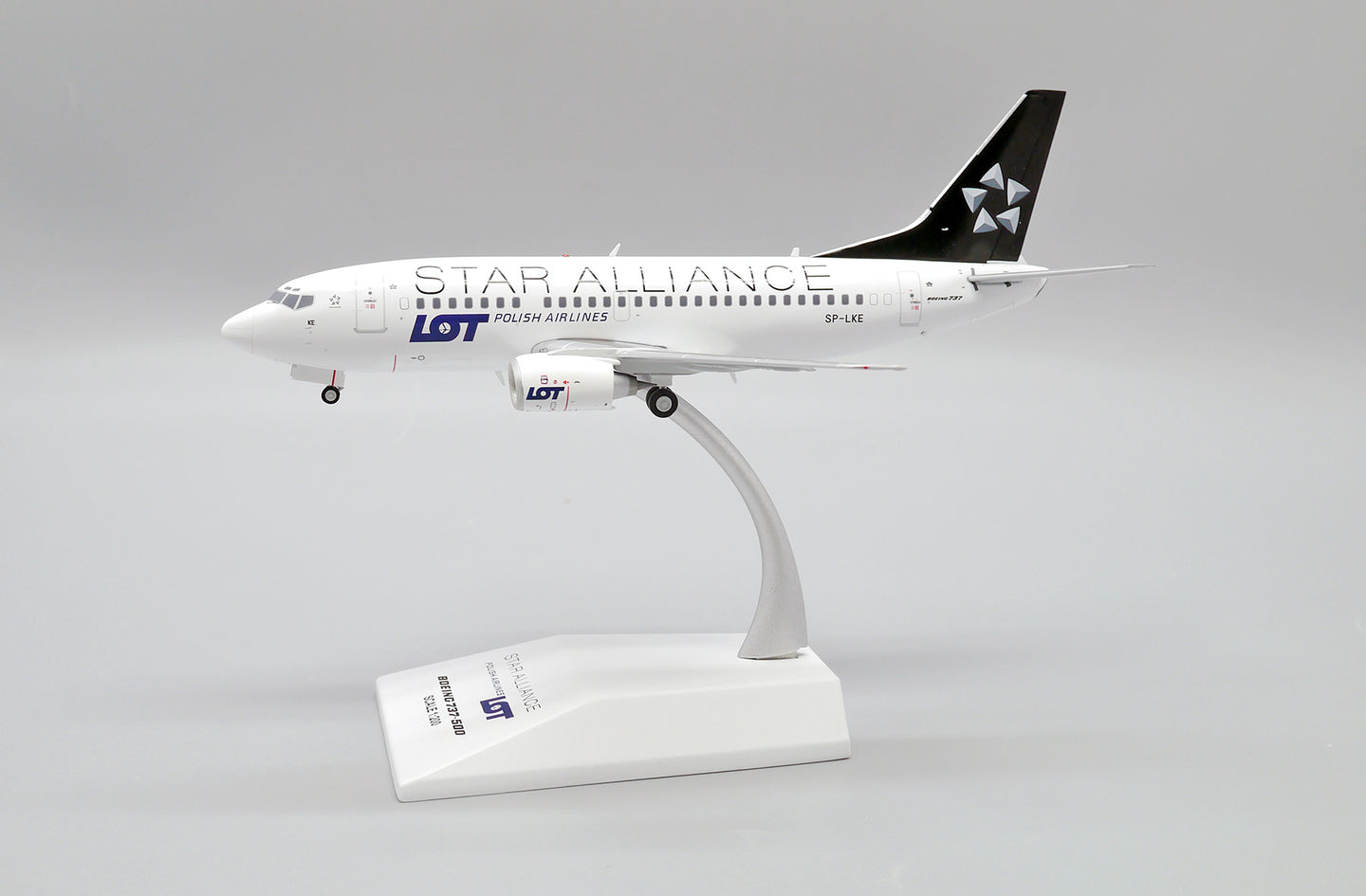 JC WINGS B737-500 LOT POLISH AIRLINES "STAR ALLIANCE" REG: SP-LKE