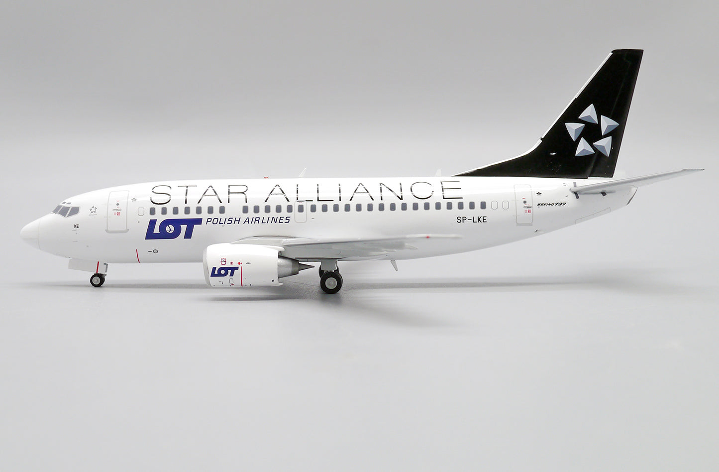 JC WINGS B737-500 LOT POLISH AIRLINES "STAR ALLIANCE" REG: SP-LKE