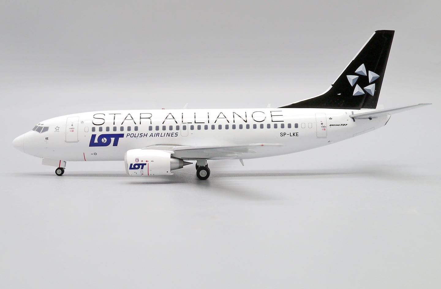JC WINGS B737-500 LOT POLISH AIRLINES "STAR ALLIANCE" REG: SP-LKE