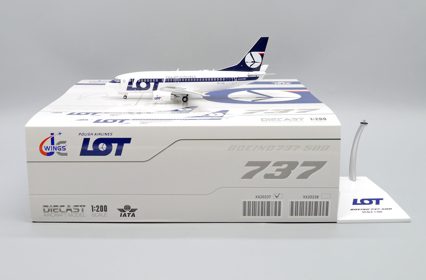 JC WINGS B737-500 LOT POLISH AIRLINES REG: SP-LKC